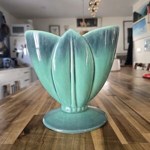 60's Royal Haeger Tulip Vase